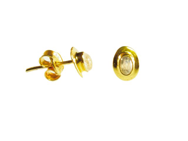 Stud earrings moonstone – oorknopjes stekers